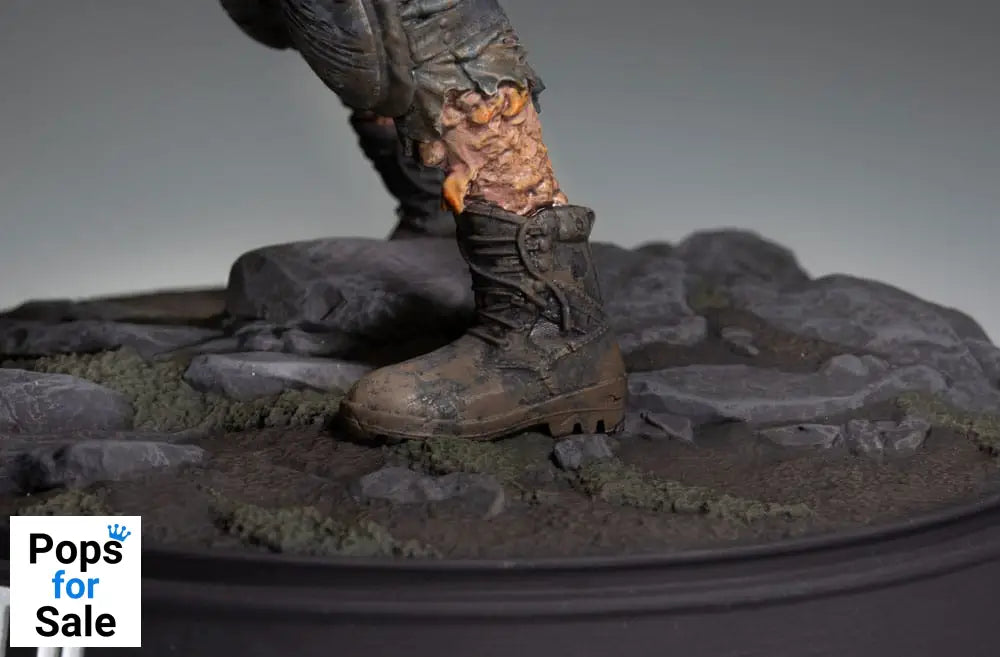 The Last of Us Part II PVC Statue Armored Clicker 22 cm