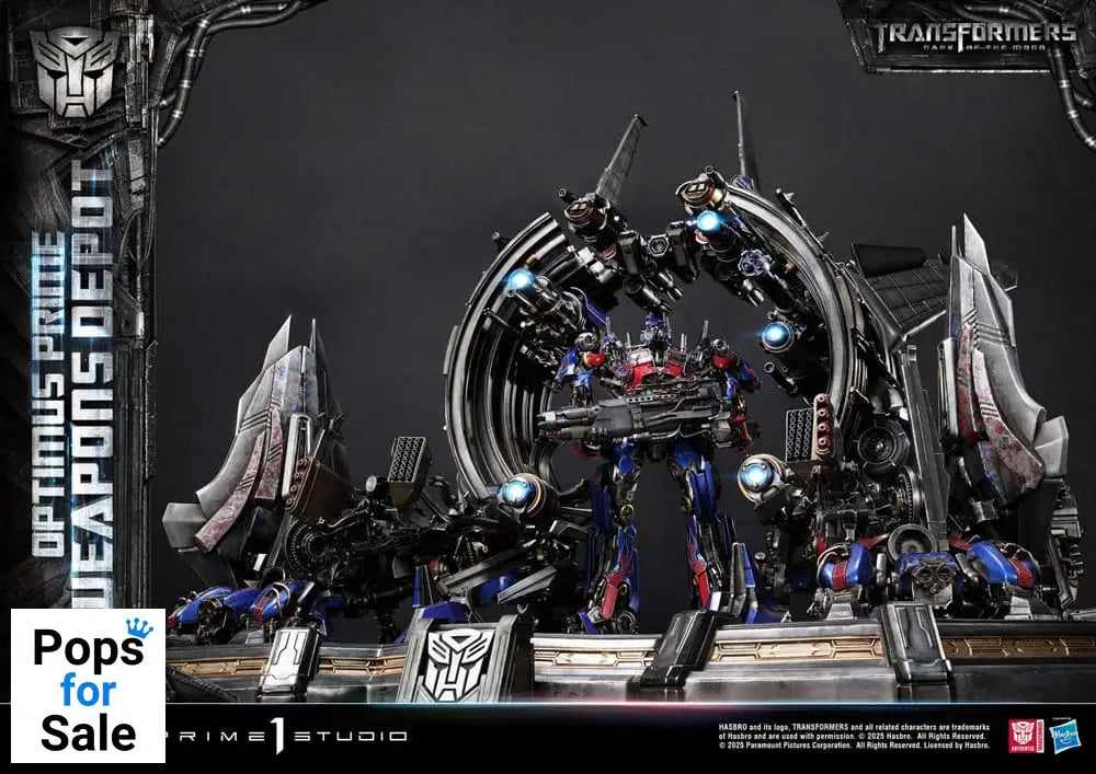 Transformers: Dark of the Moon (Film) Museum Masterline Statue Optimus Prime Weapons Depot 127 cm
