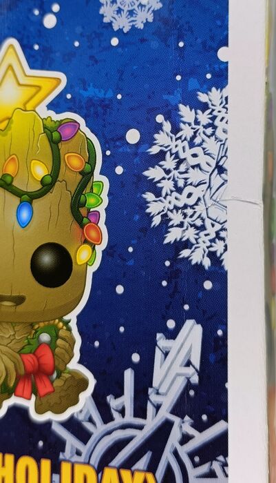 #530 Groot (Holiday) Glow Marvel Guardians Of The Galaxy Box Damaged Funko POP