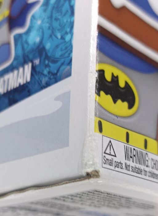 #444 Gingerbread Batman - DC Holidays - Box Damaged Funko POP