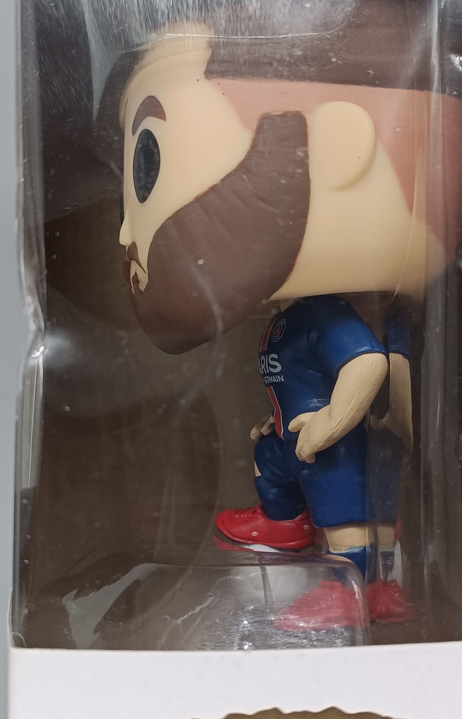 51 Sergio Ramos - Paris Saint Germain - Football - Box Damaged Funko POP