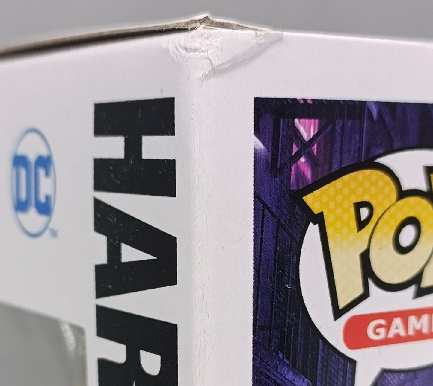 895 Harley Quinn - DC Gotham Knights - Funko POP - Box Damaged