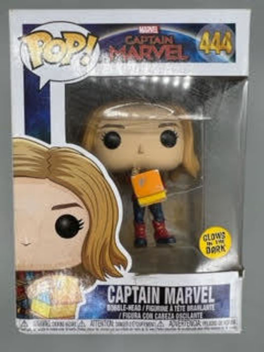 #444 Captain Marvel (w/ Tesseract) - Glow - Marvel Box Damaged Funko POP