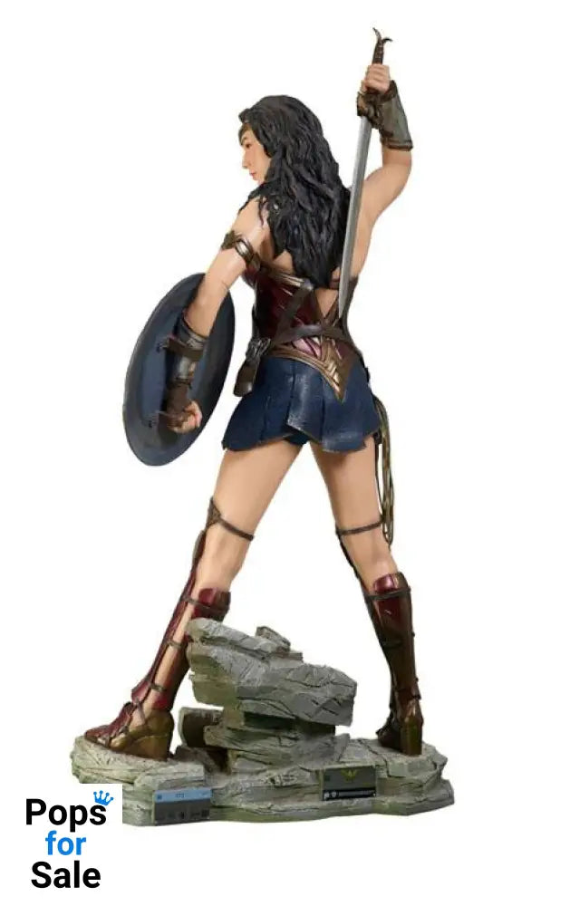 Wonder Woman Life-Size Statue Wonder Woman 224 cm