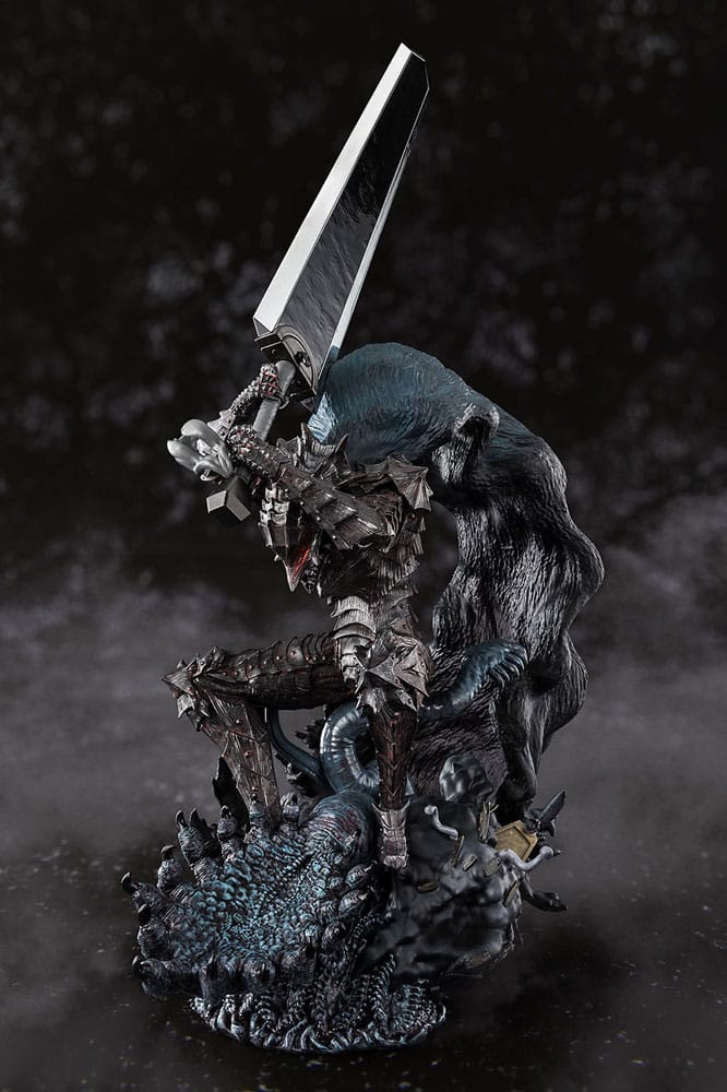 Berserk Figuarts ZERO Metallic Touch PVC Statue Guts Berserker Armor 35 cm Statues
