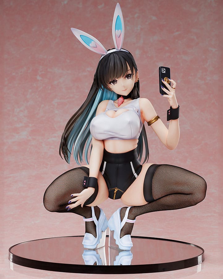 Creators Opinion PVC Statue 1/4 Hinatsu Namiguchi Bunny Ver. 31 cm