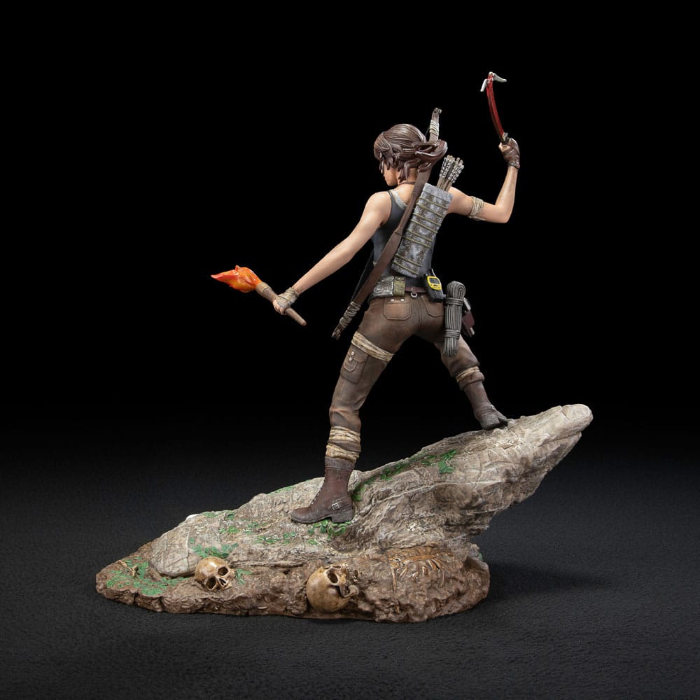 Tomb Raider PVC Statue Lara Croft Survivor Era 33 cm Statues