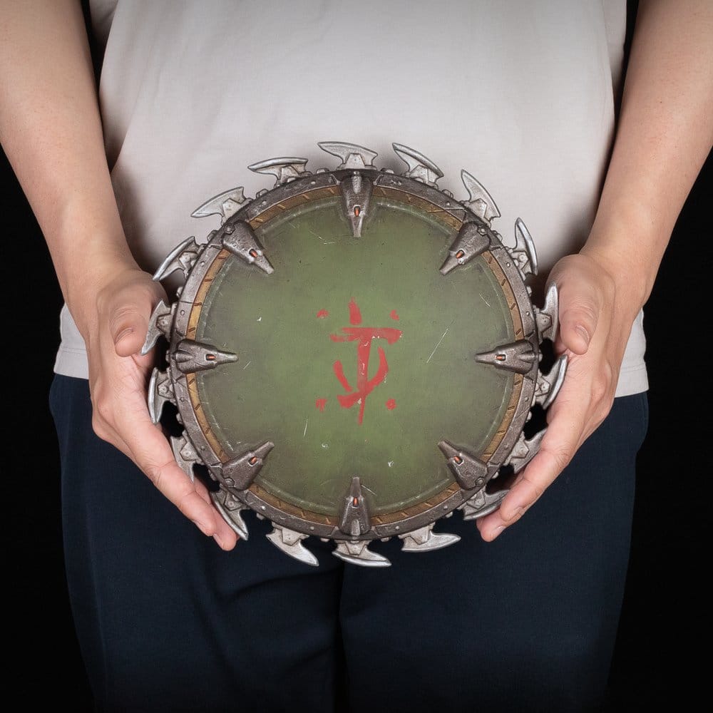 Doom: The Dark Ages Wall Mount Shield Saw 25 x 25 cm