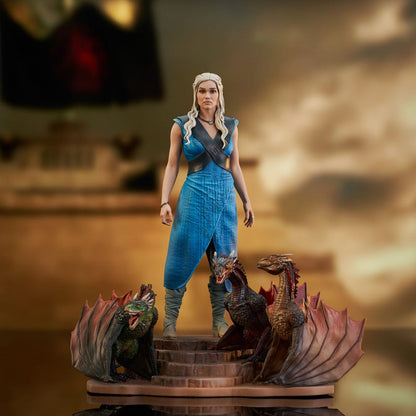 Game of Thrones Deluxe Gallery PVC Statue Daenerys Targaryen 24 cm