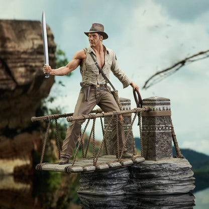 Indiana Jones and the Temple of Doom Deluxe Gallery PVC Statue Rope Bridge 28 cm Statues