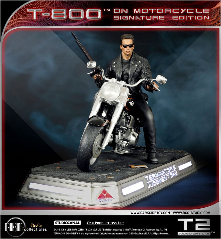 Terminator 2 Statue T-800 On Motorcycle Limited Signature Edition 70 cm Statues