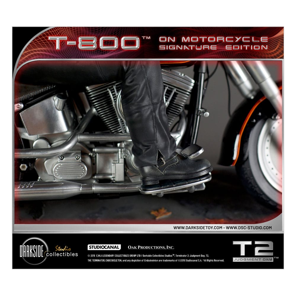 Terminator 2 Statue T-800 On Motorcycle Limited Signature Edition Exclusive 70 cm Statues