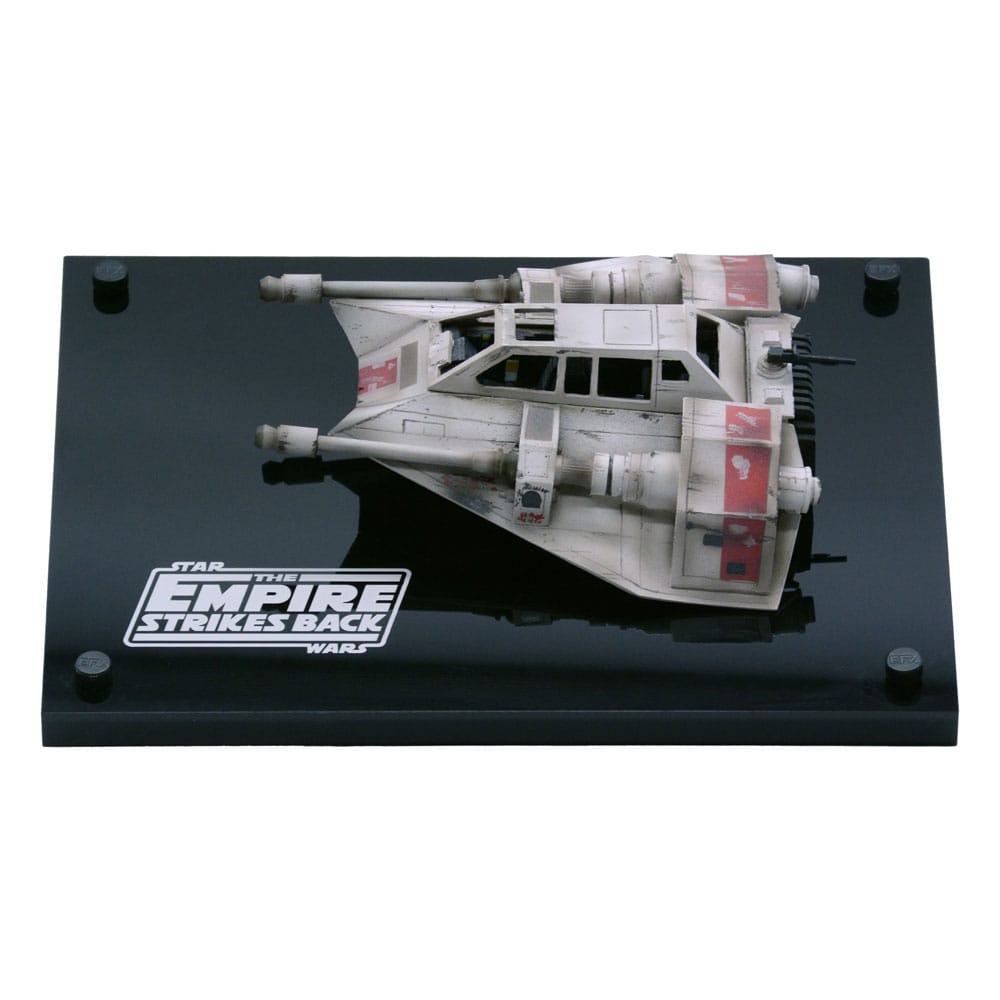 Star Wars Episode V 1/1 Replica Snowspeeder Crew Gift Replicas