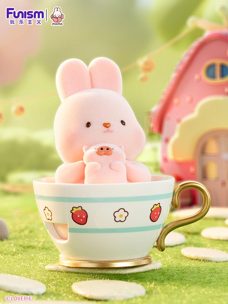 Momo Bunny Strawberry Town Series Mini Figures 9 cm Display (8) Mini-figures