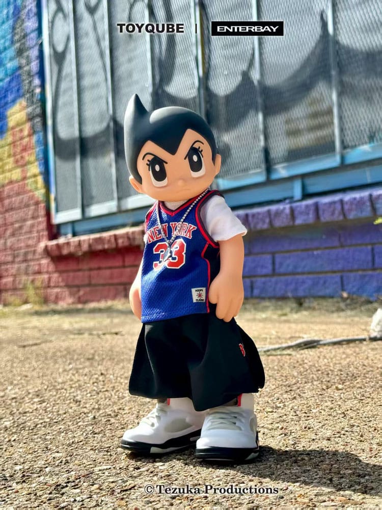 Astro Boy Vinyl Figure Golden Era 90s New York Edition 25 cm