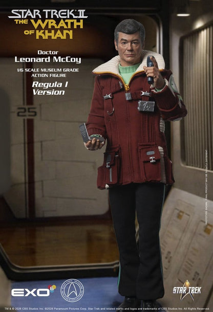 Star Trek II: The Wrath of Khan Action Figure 1/6 Dr. Leonard McCoy Regula I Version 30 cm