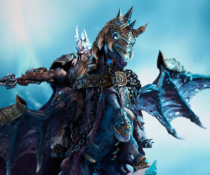 World of Warcraft Statue The Lich King & Invincible 68 cm