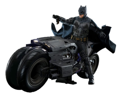The Flash Movie Masterpiece Action Figure wih Vehicle 1/6 Batman & Batcycle Set 30 cm Action figures