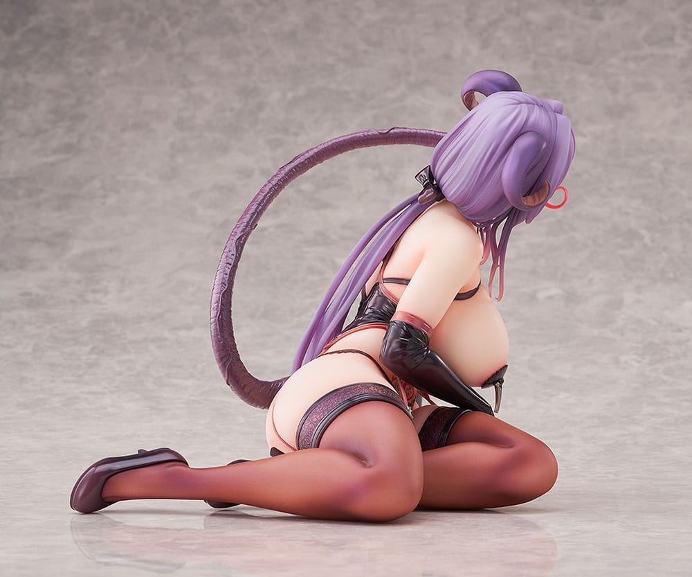 Succubus Homestay Statue 1/5 Sakuma Shiori 17 cm
