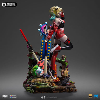 DC Comics Deluxe Art Scale Statue 1/10 Harley Quinn (Gotham City Sirens) 22 cm Statues