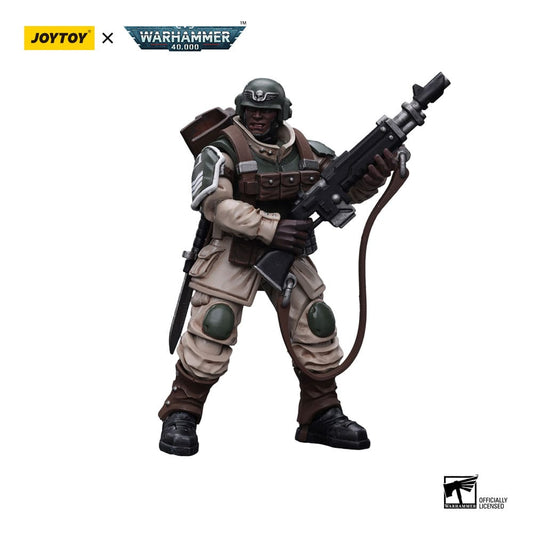 Warhammer 40k Action Figure 1/18 Astra Militarum Cadian Command Squad Veteran with Regimental Standard 12 cm Scale