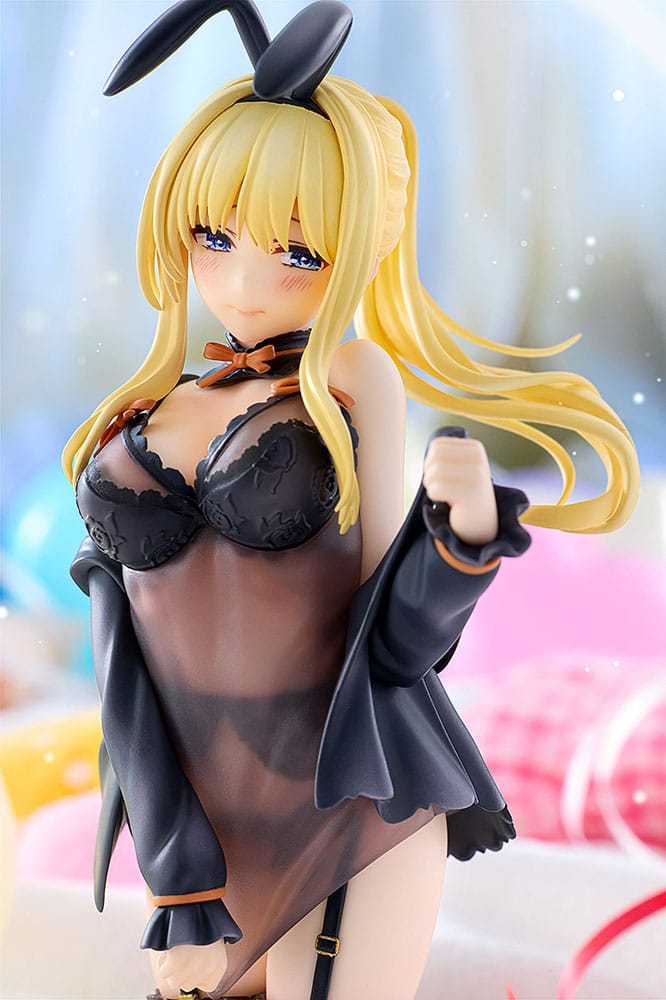 Konosuba God's blessing on this wonderful world! PVC Statue Darkness: Light Novel 10th Anniversary Ver. 15 cm