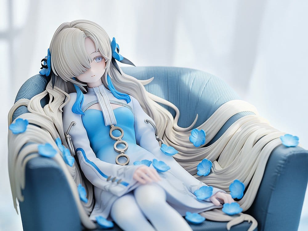 Isekaijoucho Wolf PVC Statue 1/7 Universal Body Nemophila 16 cm