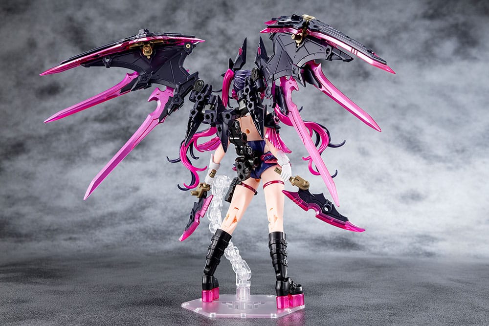 Megami Device Plastic Model Kit 1/1 Desire Maiden Raider 18 cm