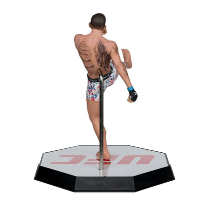 UFC Posed PVC Statue Max Holloway 18 cm
