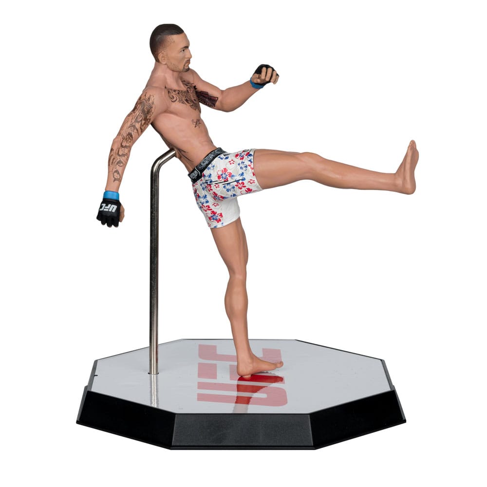 UFC Posed PVC Statue Max Holloway 18 cm Statues
