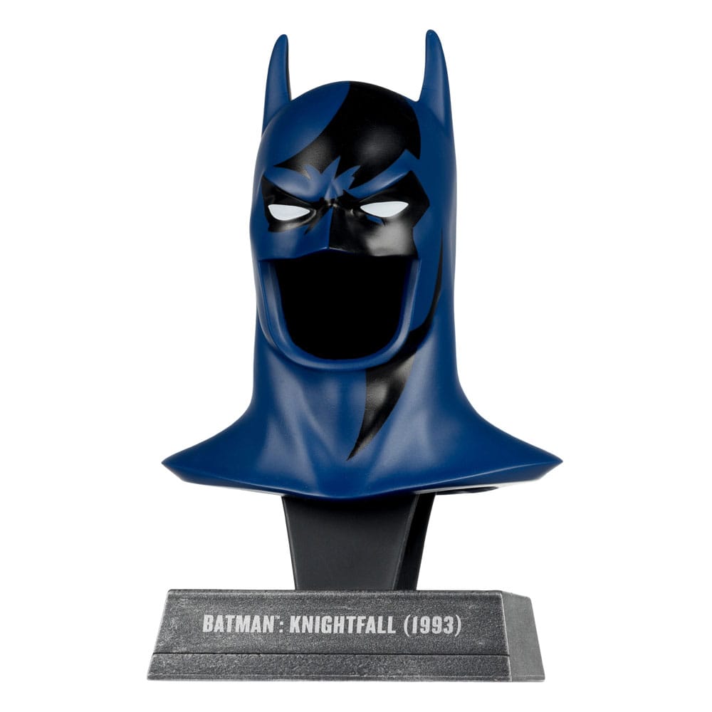 Batman: Knightfall DC Direct Mini Replica 1/3 Batman Cowl 19 cm Replicas