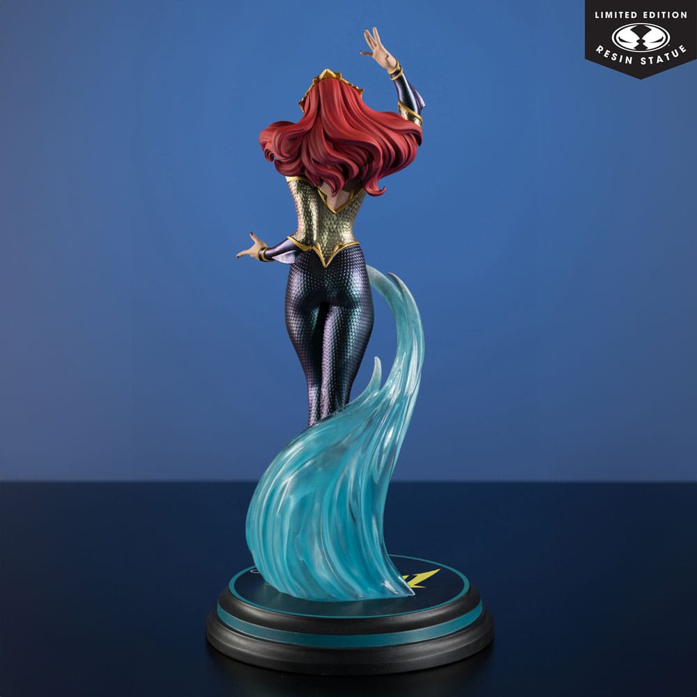 DC Direct Cover Girls Statue 1/8 Mera by J. Scott Campbell 26 cm Statues