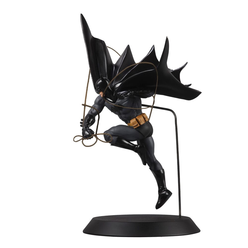 DC Direct  Statue DC Designer Series Batman (by Dan Mora) 40 cm