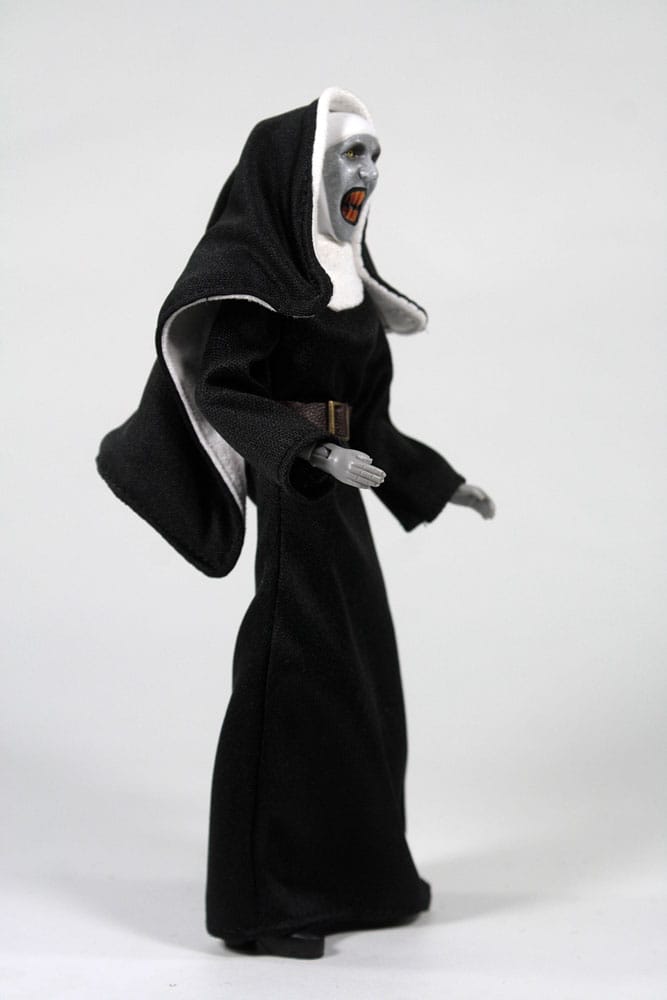 The Nun Action Figure Valak 20 cm Action figures