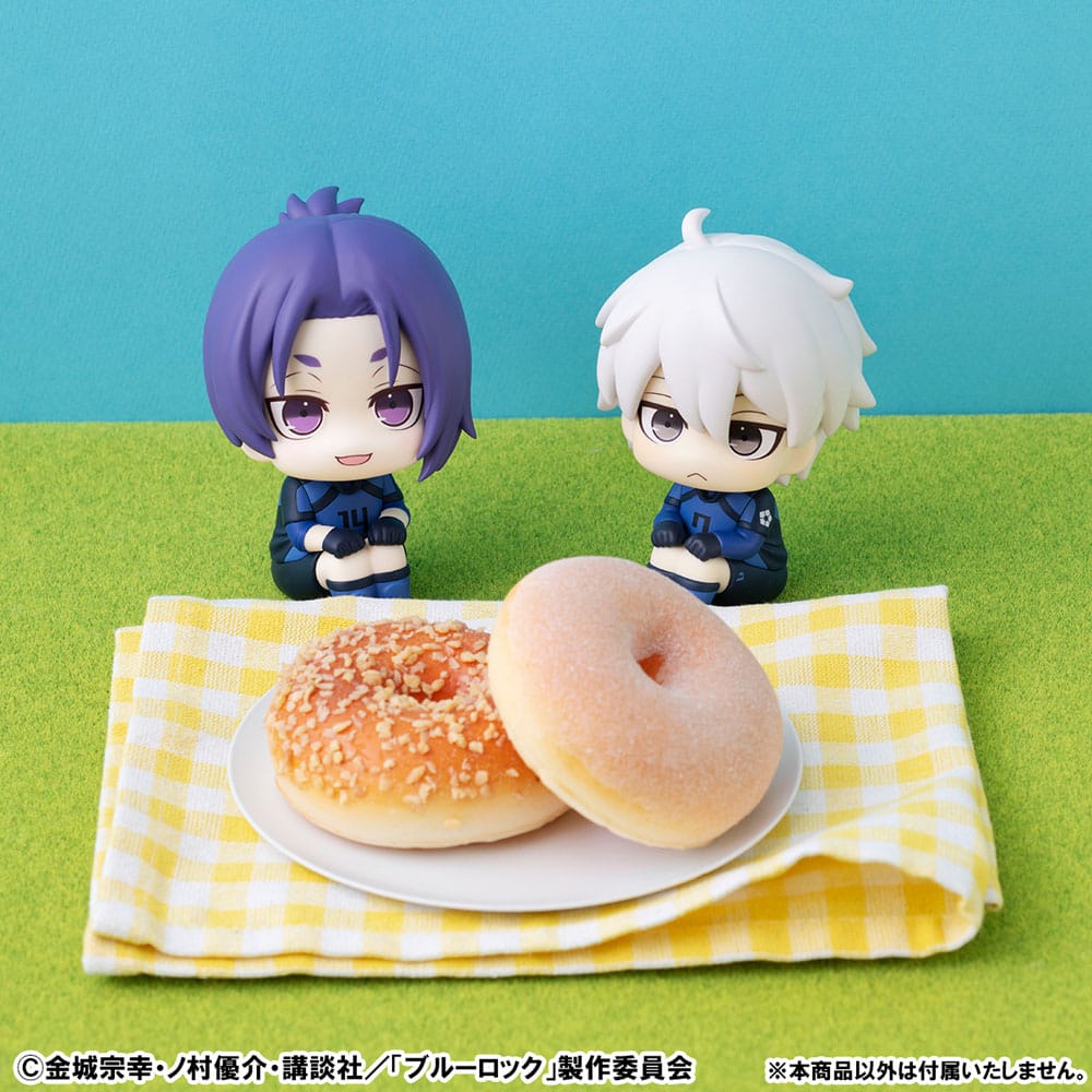 Blue Lock Look Up PVC Statue Mikage Japanese National Player Match Ver. 11 cm (with gift)