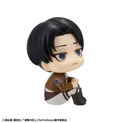 Attack on Titan Look Up PVC Statue Levi 11 cm Statues