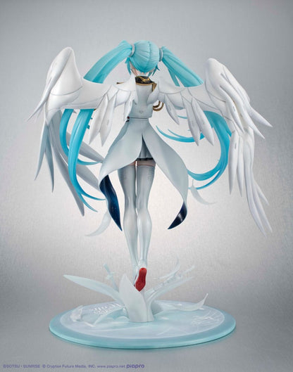 Mobile Suit Gundam x Hatsune Miku Lucrea PVC Statue Hatsune Miku x Wing Gundam Zero EW 45th Anniversary 27 cm Statues