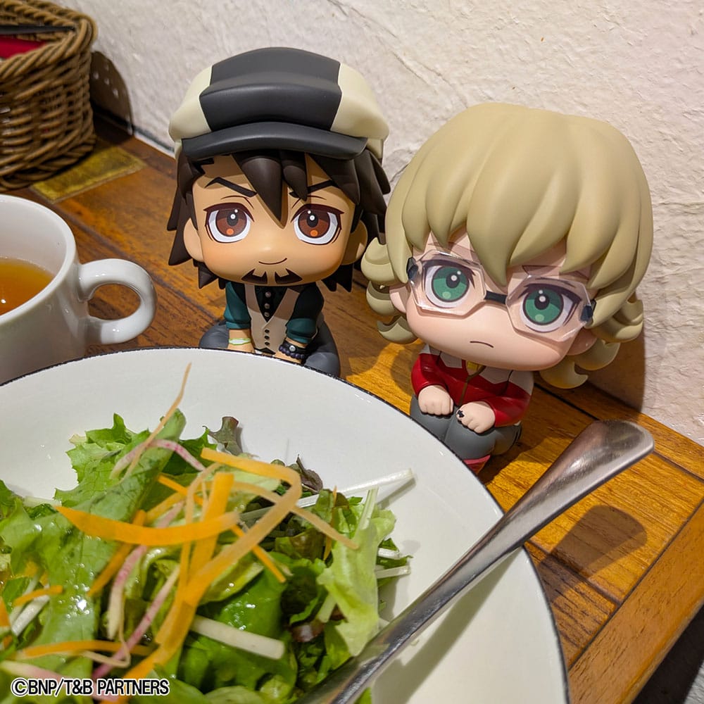 Tiger & Bunny Look Up PVC Statues Kaburagi T Kotetsu & Barnaby Brooks Jr. Set (with gift) 11 cm