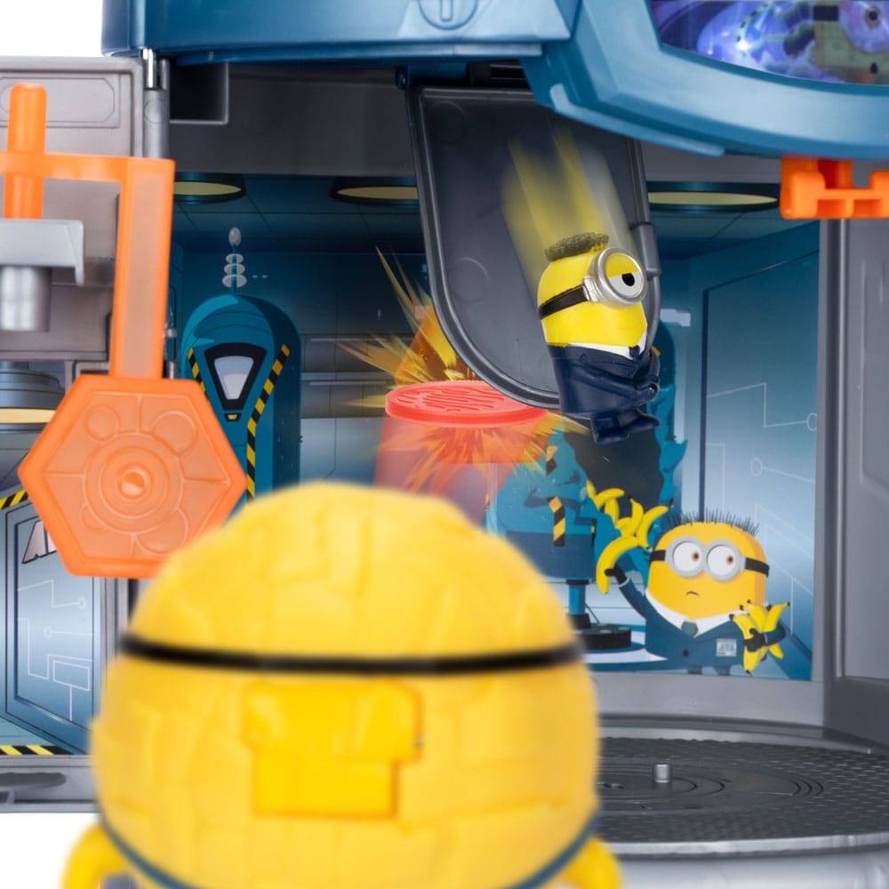 Despicable Me 4 Mega Minion Playset Transformation Chamber Playsets