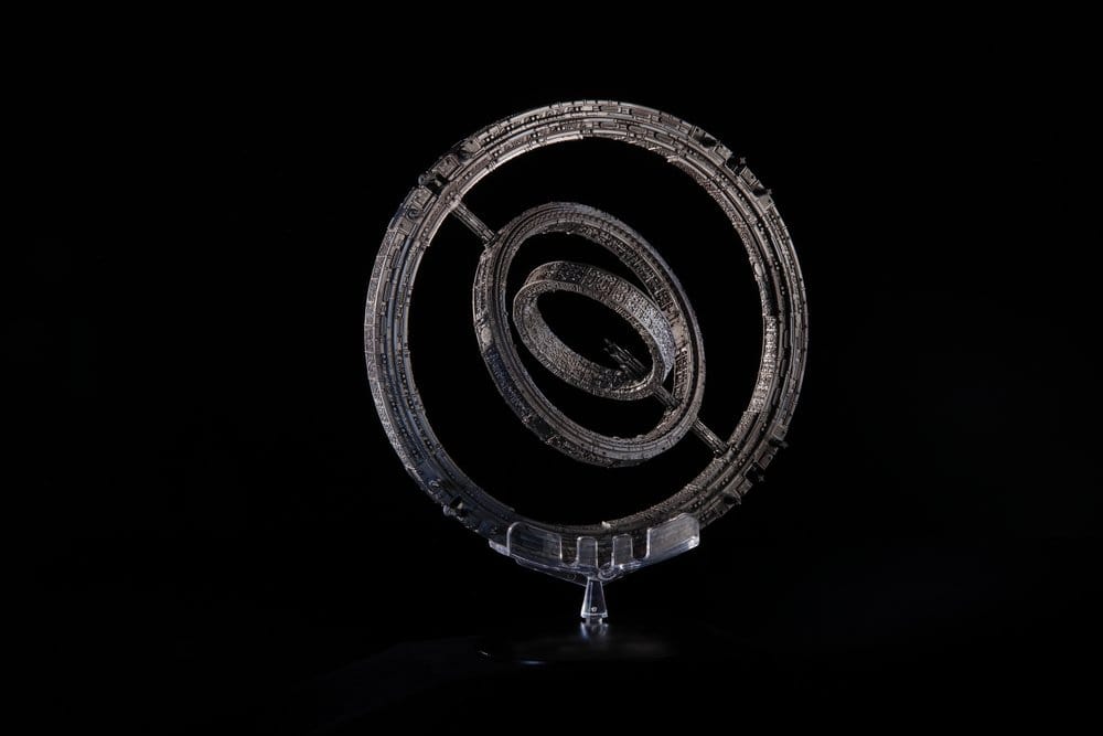 Foundation Die-Cast The Invictus Spaceship 20 cm