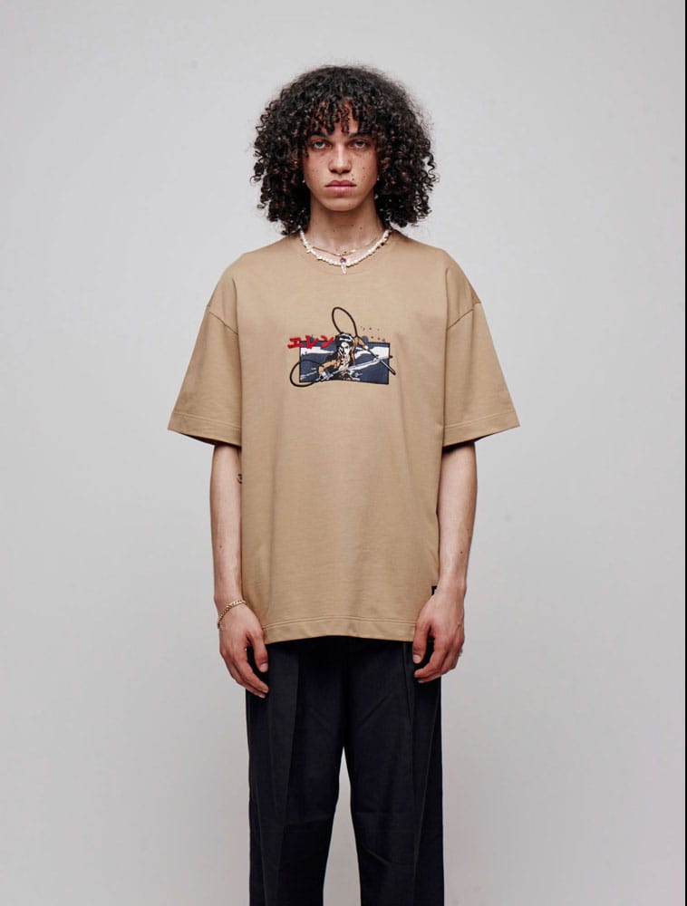 Attack on Titan T-Shirt Graphic Beige Size L