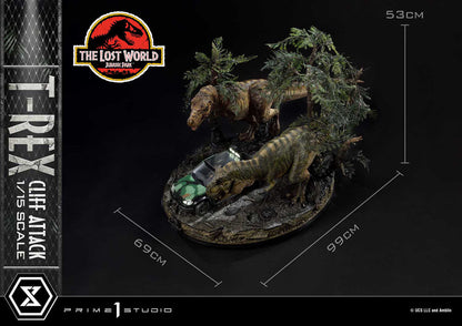 Jurassic World: The Lost World Statue 1/15 T-Rex Cliff Attack 53 cm Statues