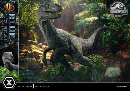 Jurassic World: Fallen Kingdom (Film) Legacy Museum Collection Statue 1/2 Blue 88 cm