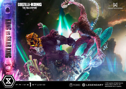 Godzilla x Kong: The New Empire Ultimate Diorama Masterline Series Statue Kong vs Skar King 104 cm