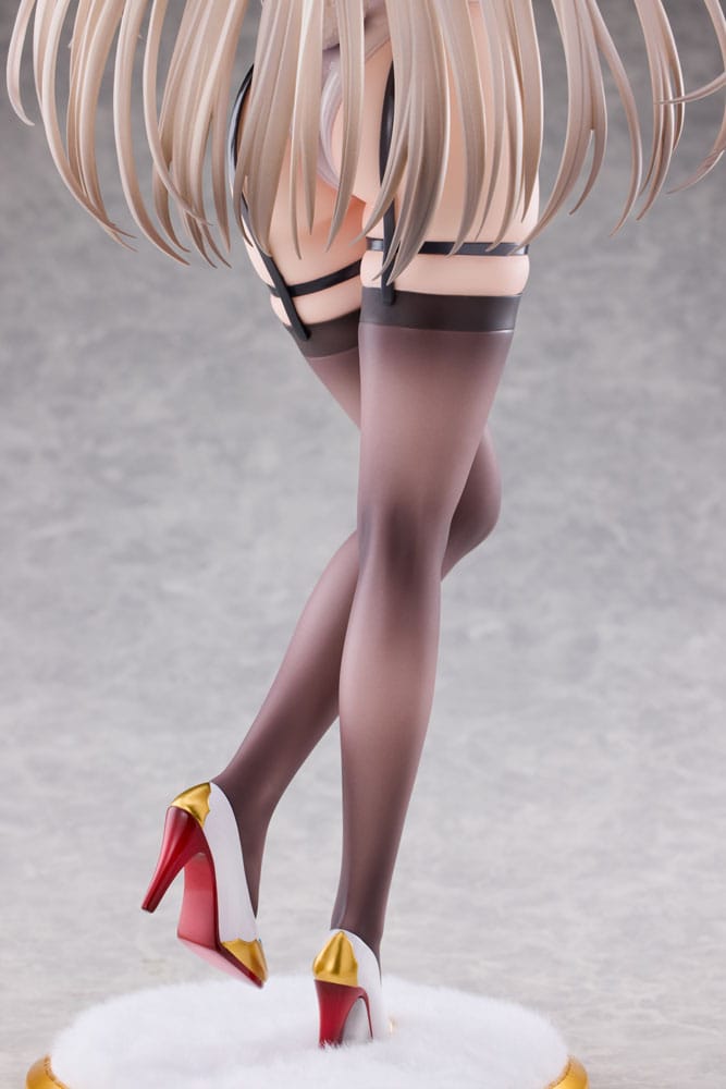 Original Character PVC Statue 1/4 White Bunny Onee-san Illustrated by sakiyamama Deluxe Ver. 43 cm
