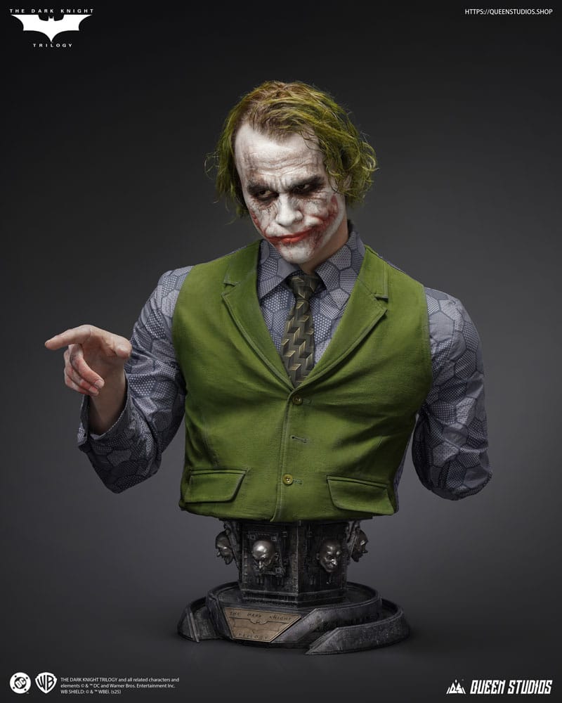 The Dark Knight Bust 1/1 The Joker 89 cm Lifesize busts