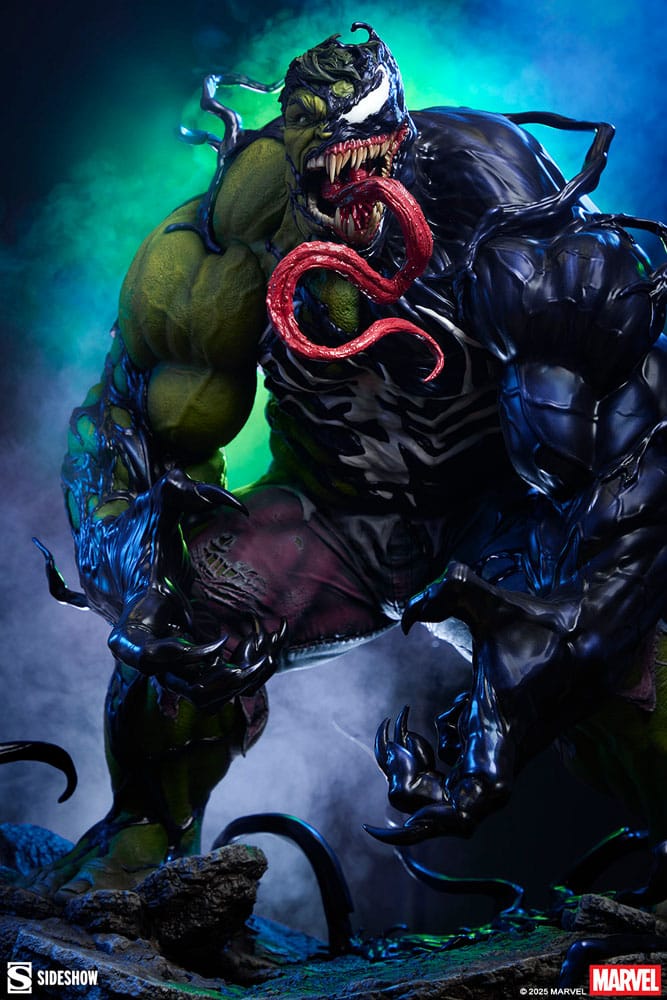 Marvel Premium Format Statue Venomized Hulk 63 cm