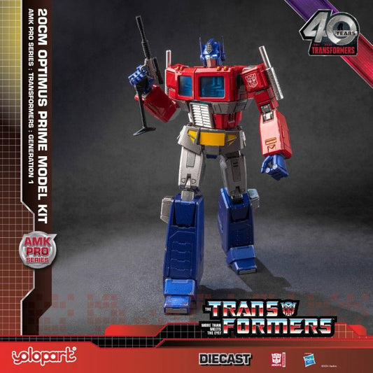 Transformers: Generation One AMK Pro Series Plastic Model Kit Optimus Prime 20 cm Model kits