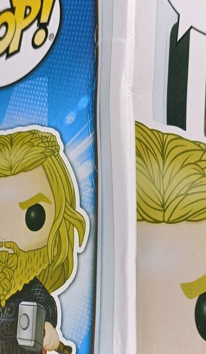 #482 Thor (w/ Stormbreaker and Mj?lnir) Marvel Avenge Box Damaged Funko POP