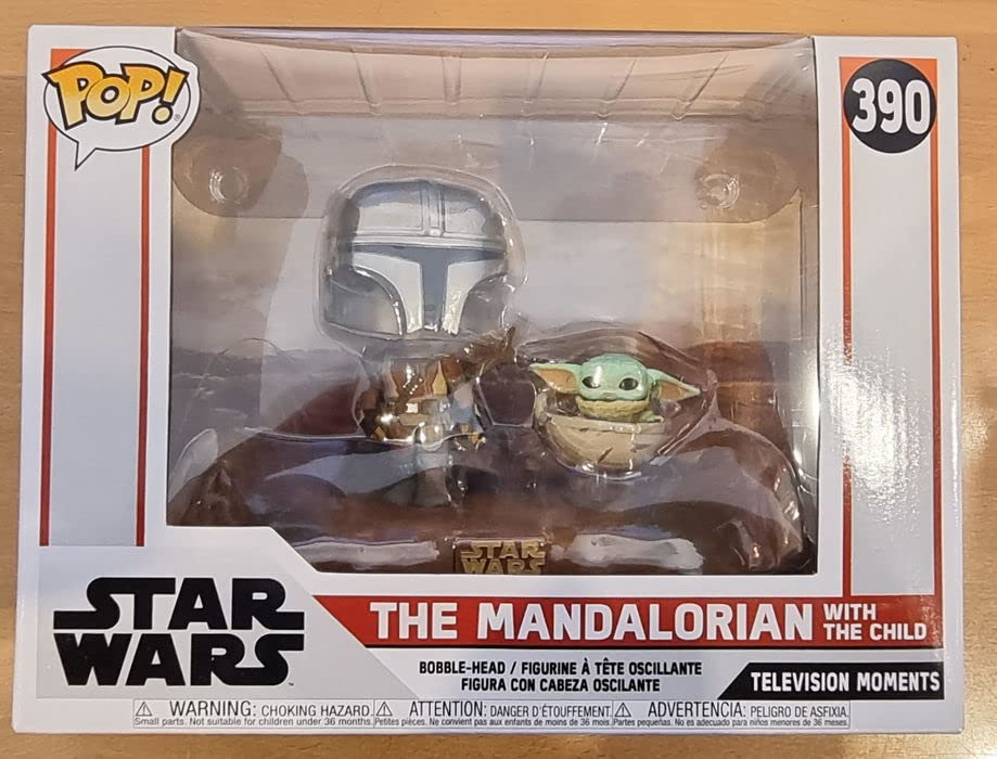 390 The Mandalorian (with Child) TV Moment Star Wars Funko POP - Box Damaged